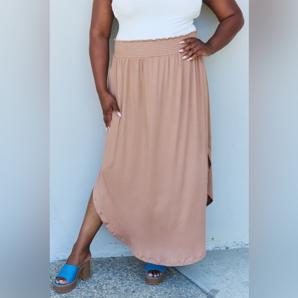 SALE!! NINEXIS Comfort Princess Plus Size High Waist Slit Maxi Skirt Tan - Picture 3 of 5